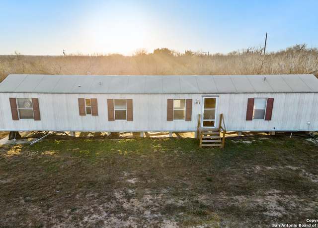 Property at 915 Avenue I, Christine, TX 78012, 3 beds, 2 baths