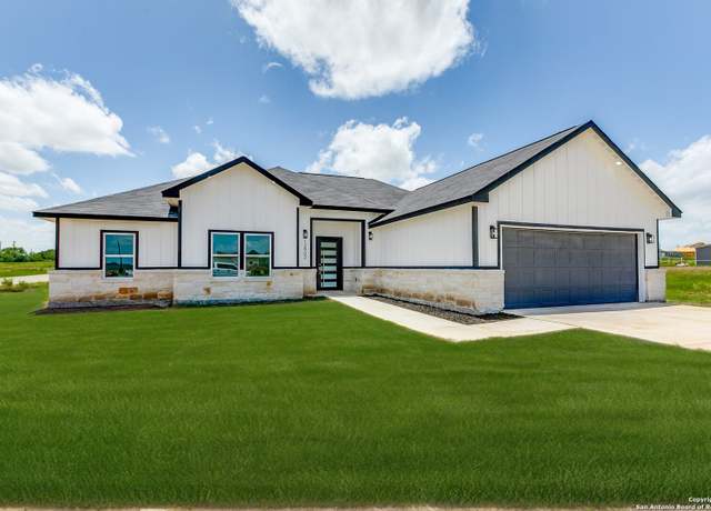 Property at 12902 Prosperidad, Atascosa, TX 78002, 4 beds, 2 baths
