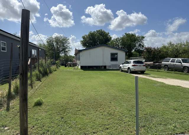 Property at 754 Kayroe Rd, Adkins, TX 78101, 4 beds, 2 baths