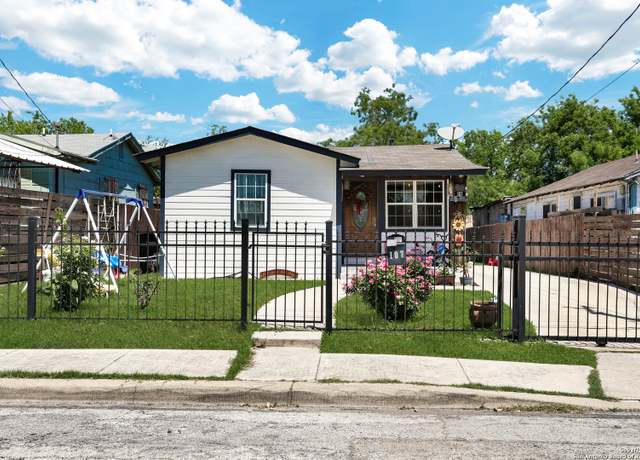 Property at 107 Blueridge, San Antonio, TX 78207, 3 beds, 2 baths