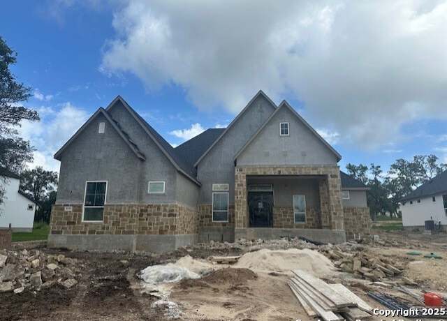 Property at 8539 Heimer Pass, San Antonio, TX 78266, 4 beds, 4.5 baths