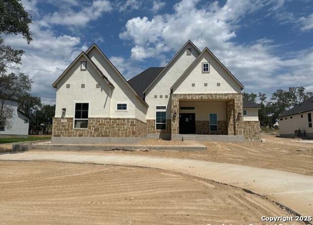 Property at 8539 Heimer Pass, San Antonio, TX 78266, 4 beds, 4.5 baths