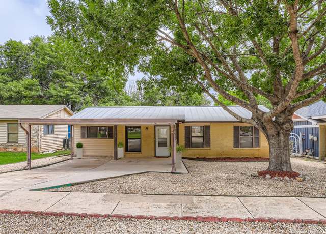Property at 11718 Casa Pinto, San Antonio, TX 78233, 4 beds, 1.5 baths