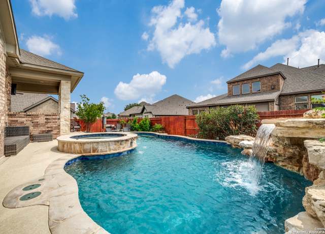 Property at 2023 Wilby Ln, San Antonio, TX 78253, 4 beds, 4.5 baths