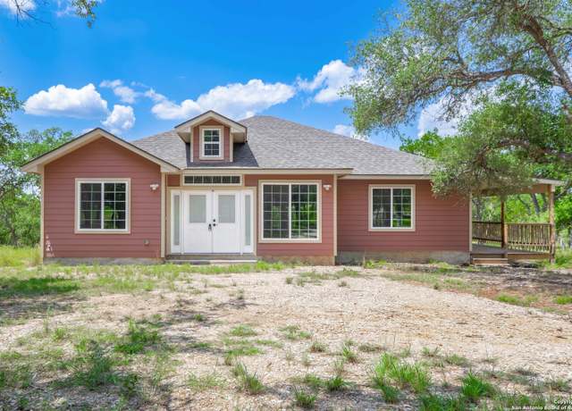 Property at 423 County Road 2471, Hondo, TX 78861, 3 beds, 2 baths