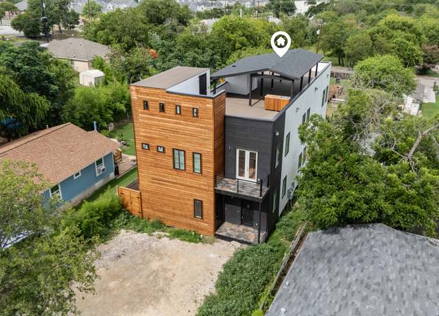 Property at 118 Clark Ave, San Antonio, TX 78203, 4 beds, 5 baths
