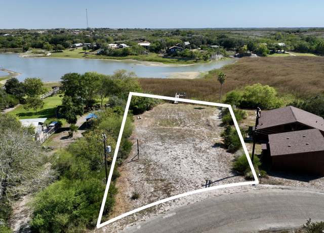 Property at 781 Carmel Dr, Sandia, TX 78383