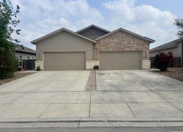 Property at 2232 -2234 Avery Vlg, New Braunfels, TX 78130, 6 beds, 4 baths