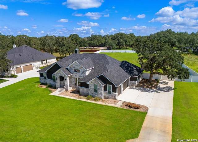 Property at 108 Timber Hts, La Vernia, TX 78121, 4 beds, 4 baths