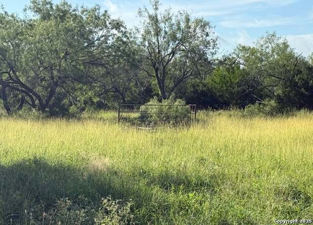 Property at 000 Los Alamos, Cotulla, TX 78014