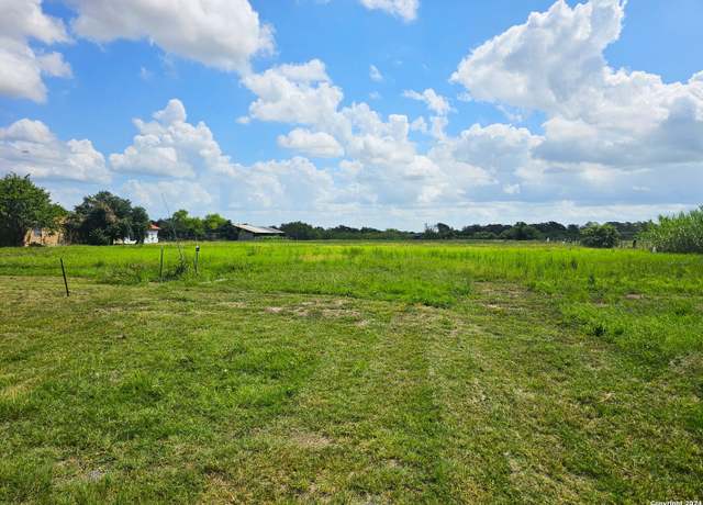 Property at 1945 & 1965 Woodrow Center Rd, Kingsbury, TX 78638