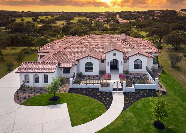 Property at 3728 Clubs Dr, Boerne, TX 78006, 4 beds, 4.5 baths