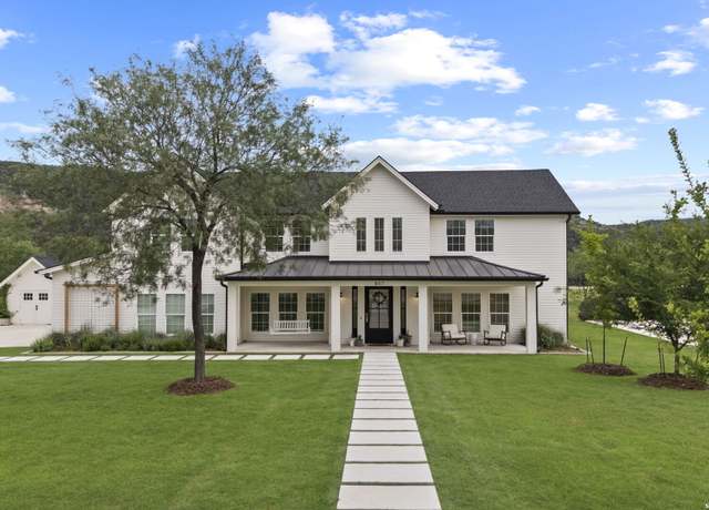 Property at 807 Wade, New Braunfels, TX 78132, 4 beds, 4.5 baths