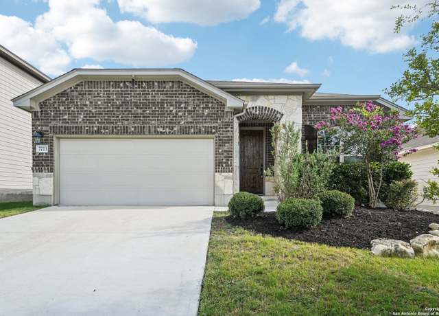 Property at 7723 Northmoon Ft, San Antonio, TX 78249, 3 beds, 2 baths