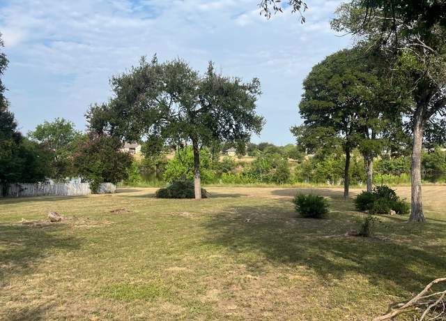 Property at 302 Montwood, Seguin, TX 78155