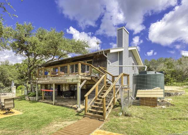 Property at 314 Sunset, Lakehills, TX 78063, 3 beds, 2 baths