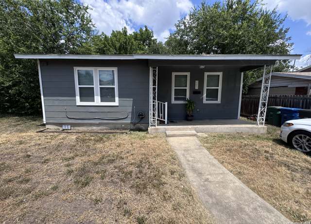 Property at 2223 Wildwood, San Antonio, TX 78201, 2 beds, 1 bath