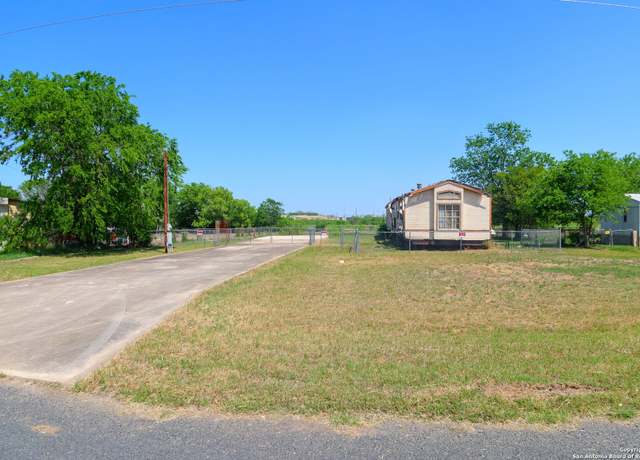Property at 6022 Pioneer Rdg, San Antonio, TX 78242