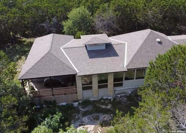 Property at 317 Saddle Mtn, Boerne, TX 78006, 3 beds, 2 baths