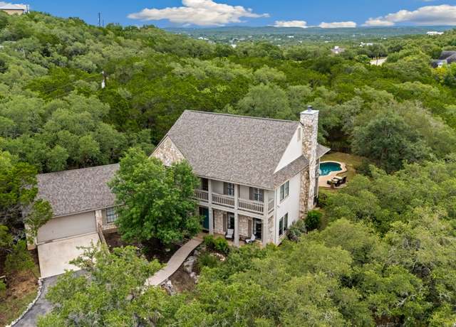 Property at 7 Mcinnis, Bulverde, TX 78163, 3 beds, 2.5 baths