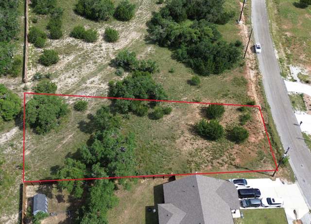 Property at 116 Peter Kleid Lp, Blanco, TX 78606