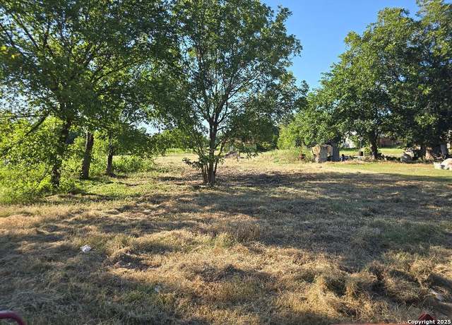 Property at 407 4th E, TX 76567