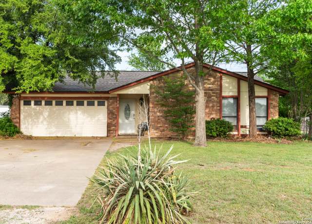 Property at 120 Westridge Dr, TX 76082, 3 beds, 2 baths