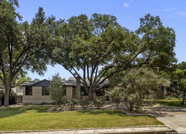 Property at 114 Tuttle Rd, Terrell Hills, TX 78209, 3 beds, 2.5 baths