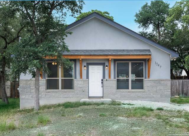 Property at 1547 Bonnyview Dr, Canyon Lake, TX 78133, 3 beds, 2 baths