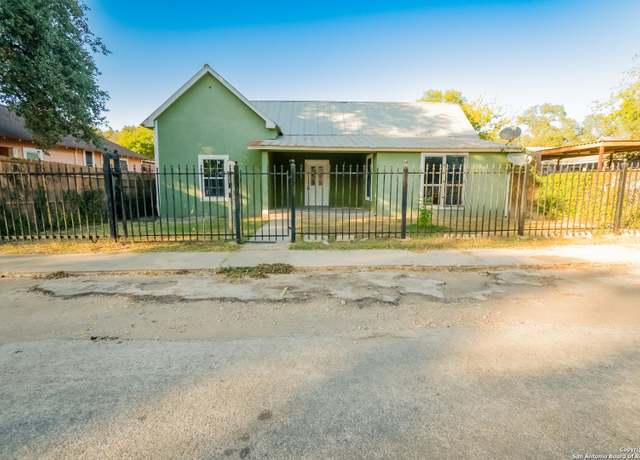 Property at 319 Vine St, San Antonio, TX 78210-2433, 3 beds, 2 baths