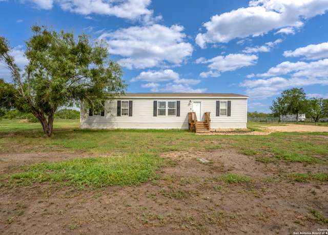 Property at 16486 FM 775, Floresville, TX 78114, 4 beds, 2 baths