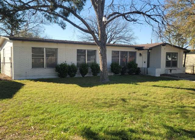 Property at 911 Elkhorn, San Antonio, TX 78218, 3 beds, 2 baths
