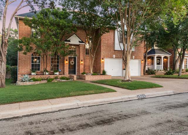 Property at 1510 Thrush Rdg, San Antonio, TX 78248, 4 beds, 3.5 baths