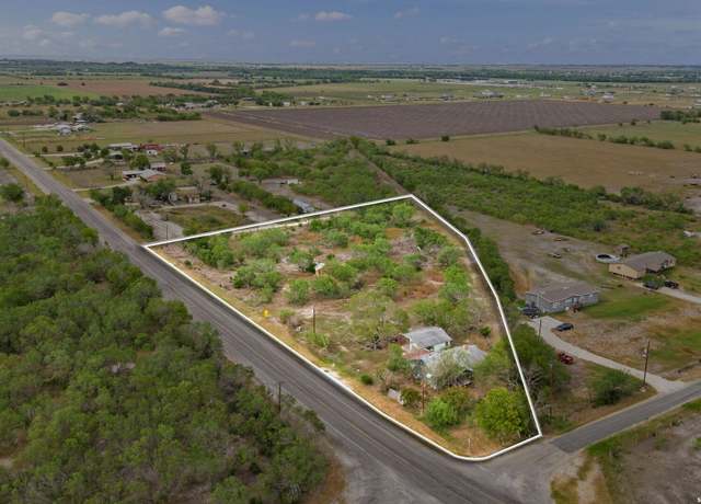 Property at 18292 FM 471, Natalia, TX 78059-2224, 3 beds, 2 baths