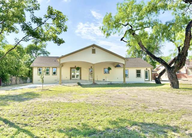 Property at 1535 Hillcrest Dr, San Antonio, TX 78228, 4 beds, 5.5 baths