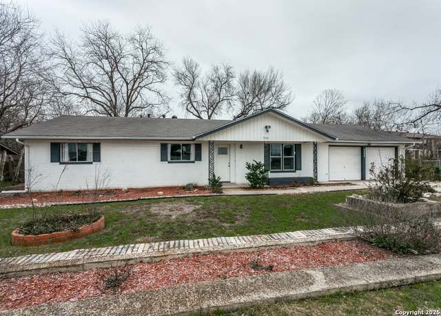 Property at 9262 Schaefer Rd, Converse, TX 78109, 3 beds, 2 baths