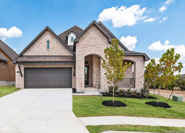 Property at 137 Gallant Fox, Castroville, TX 78009, 4 beds, 3 baths