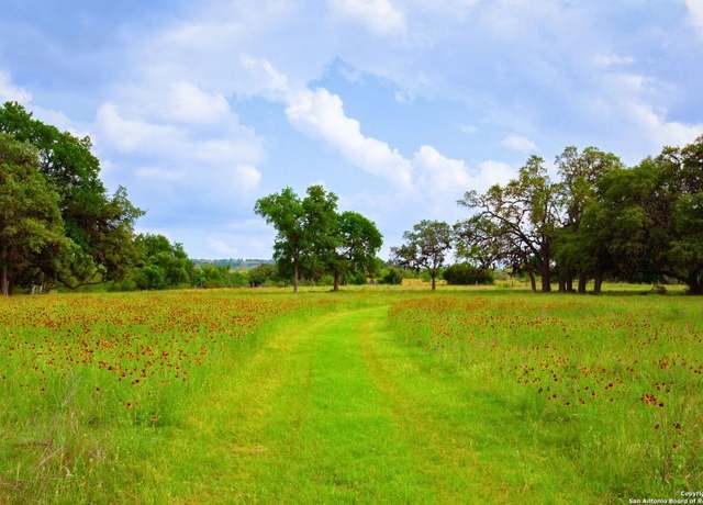 Property at 1364 N Walnut Springs Rd, Johnson City, TX 78636