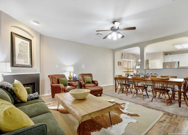 Property at 2818 Crusader Bnd, Schertz, TX 78108, 4 beds, 2.5 baths