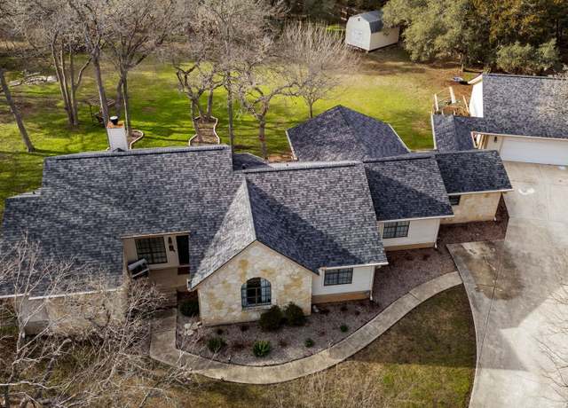 Property at 106 Quail Ct, Boerne, TX 78006-8933, 4 beds, 3 baths