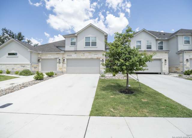 Property at 107 Magnolia, Boerne, TX 78006, 3 beds, 2.5 baths