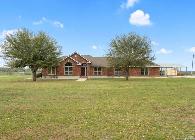 Property at 111 FM 3006, Pleasanton, TX 78064-6704, 3 beds, 2.5 baths