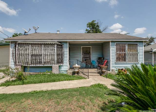 Property at 326 Balboa, San Antonio, TX 78237, 3 beds, 2 baths