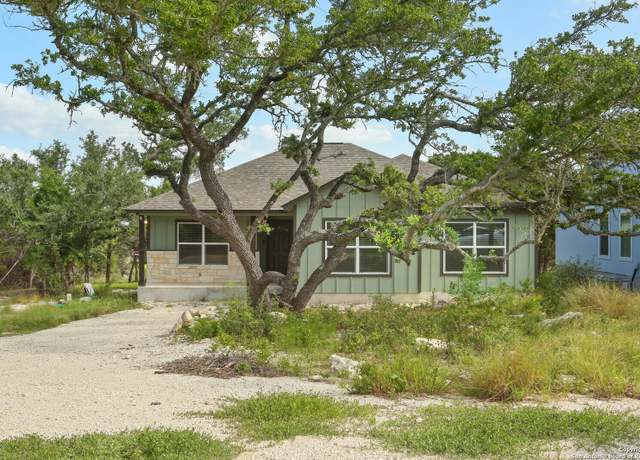 Property at 150 Hill Dr, Spring Branch, TX 78070, 3 beds, 2 baths