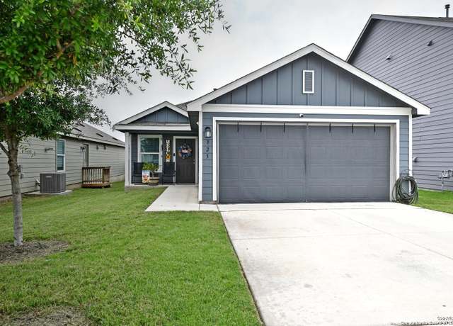 Property at 923 Cook Bnd, San Antonio, TX 78221, 3 beds, 2 baths
