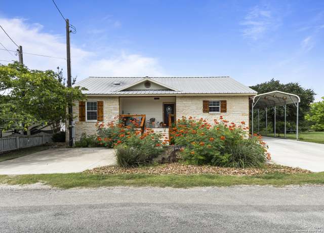 Property at 520 Enchanted Riv, Bandera, TX 78003, 3 beds, 2.5 baths