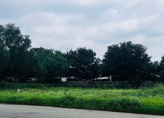 Property at TBD S Walnut, Pearsall, TX 78061