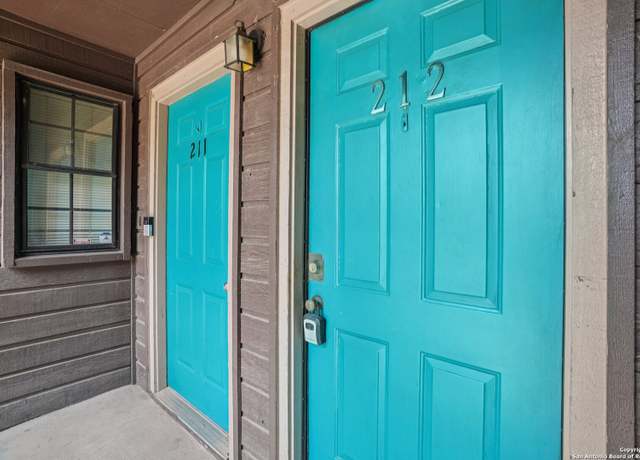 Property at 4212 Medical #212, San Antonio, TX 78229, 2 beds, 2 baths