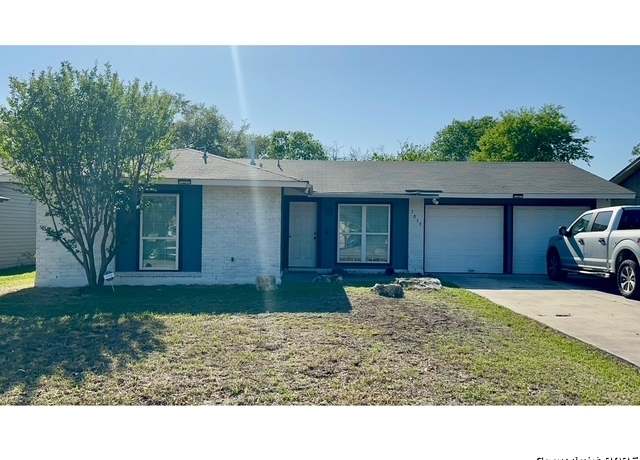Property at 1039 Honeytree, San Antonio, TX 78245, 3 beds, 2 baths