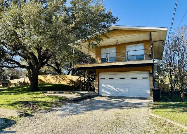 Property at 180 Caveside, Canyon Lake, TX 78133, 2 beds, 2.5 baths